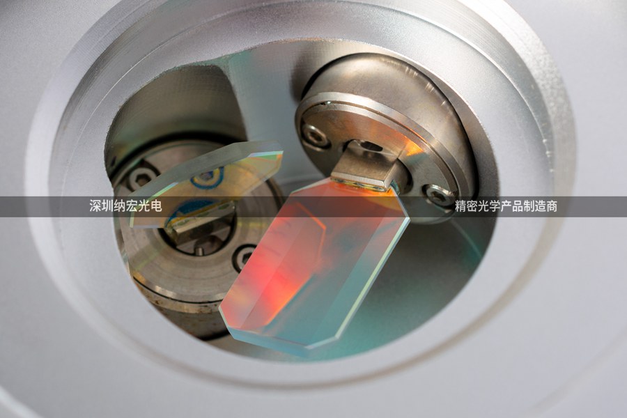 為什么鍍膜的時候有離子源的濾光片質(zhì)量比較好？