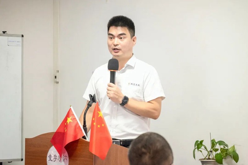 納宏光電黃宏亮 納宏光電黃宏亮